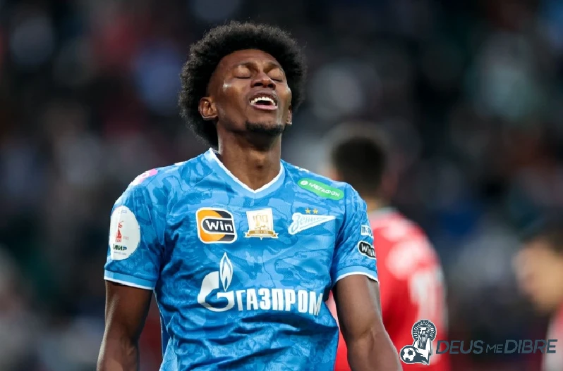 Deus me Dibre: «Атлетико Минейро» ведёт переговоры с «Зенитом» о трансфере колумбийского нападающего Кассьерры»