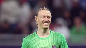 «Он покажет Шевалье, мастер-класс»: фанаты «ПСЖ» отреагировали на возвращение Сафонова на матч Лиги чемпионов против «Ньюкасла»