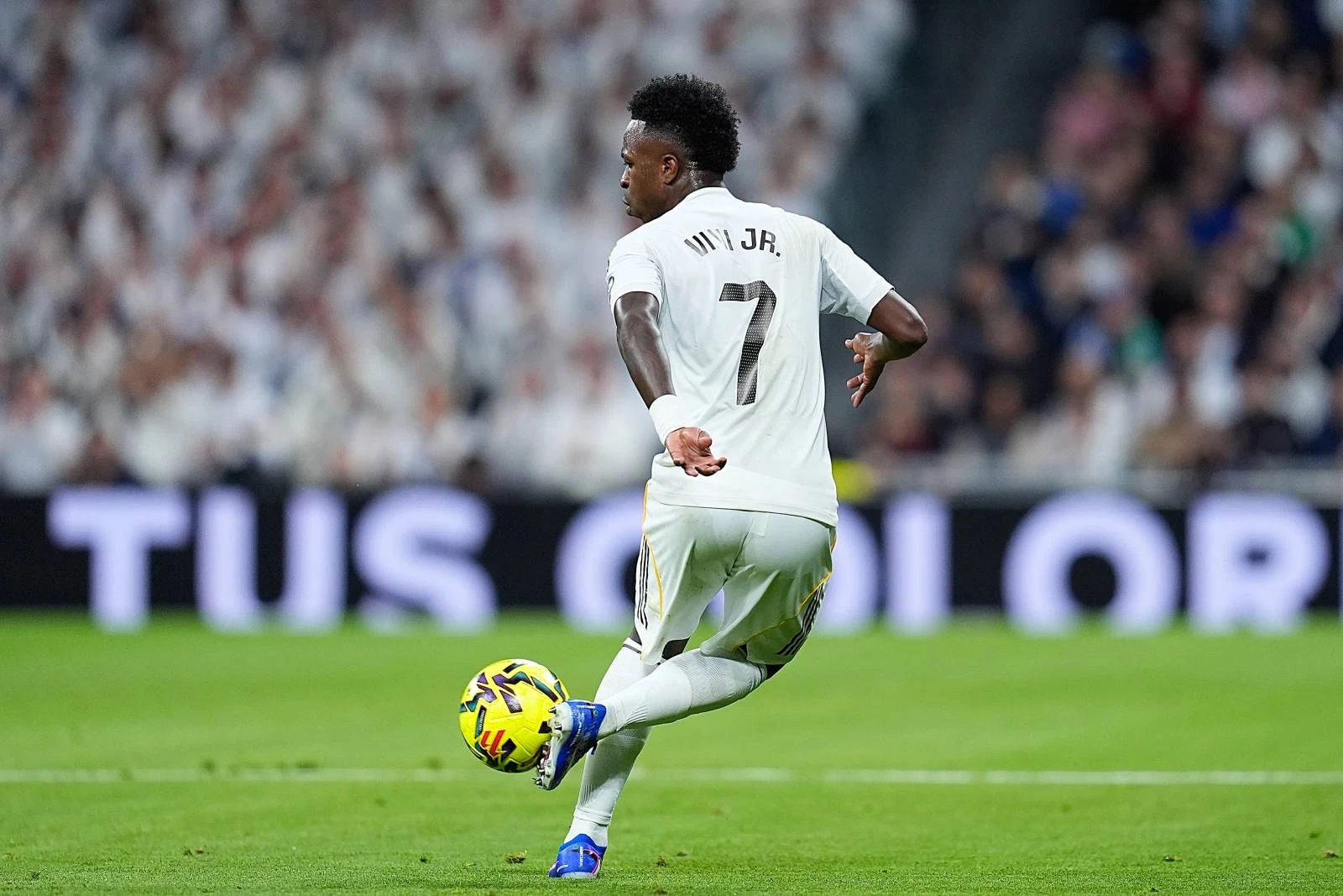 Marca: «Вини отправляет «Реал» в следующий раунд Лиги чемпионов» - обзор испанской прессы 26 февраля 2026