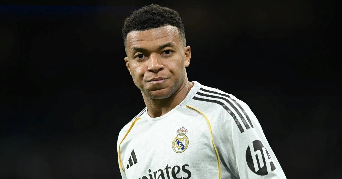 Ошибка, которая стоила работы: как «Реал» чуть не угробил колено Мбаппе