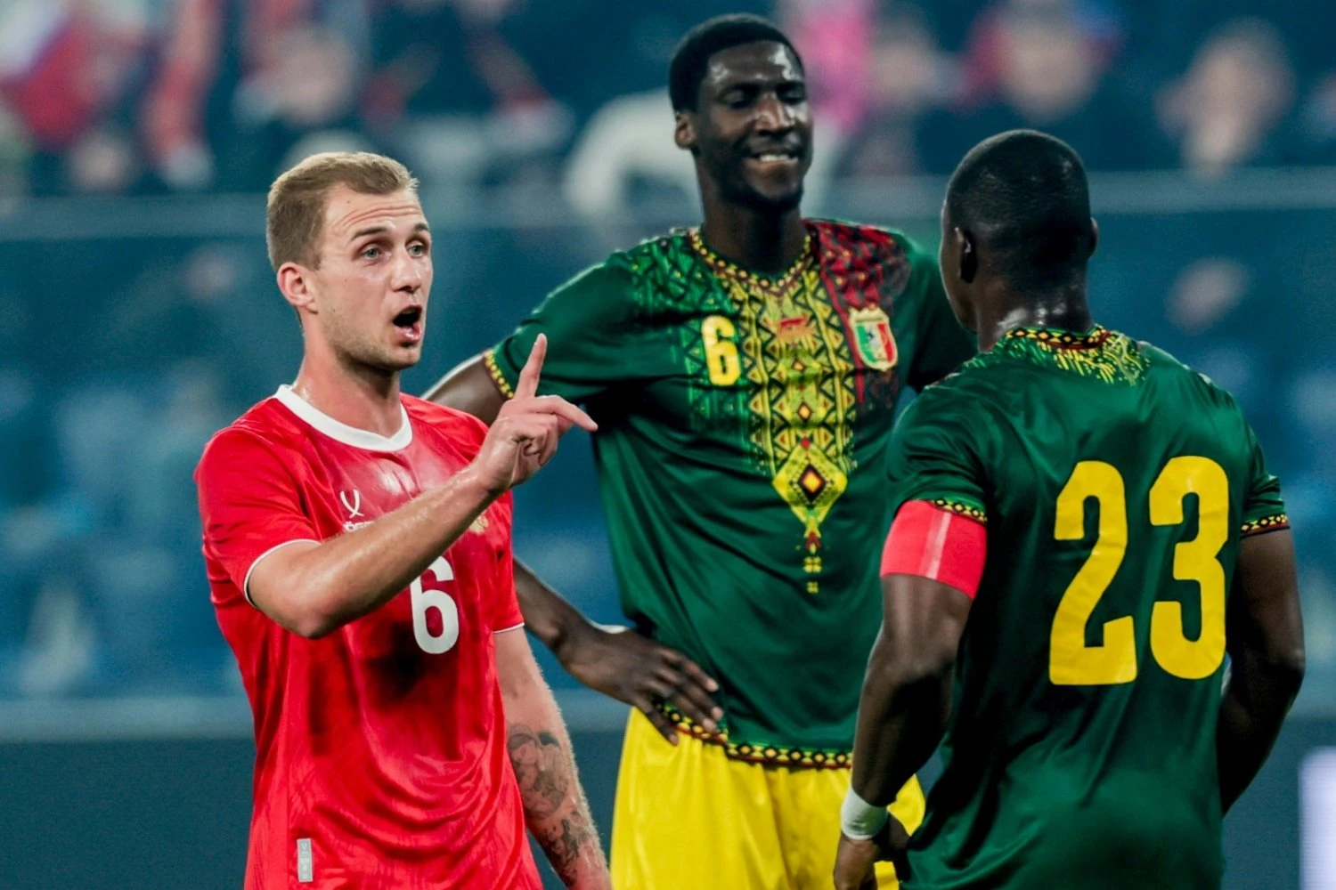 Угаров высказался о нестабильном составе сборной России при Карпине