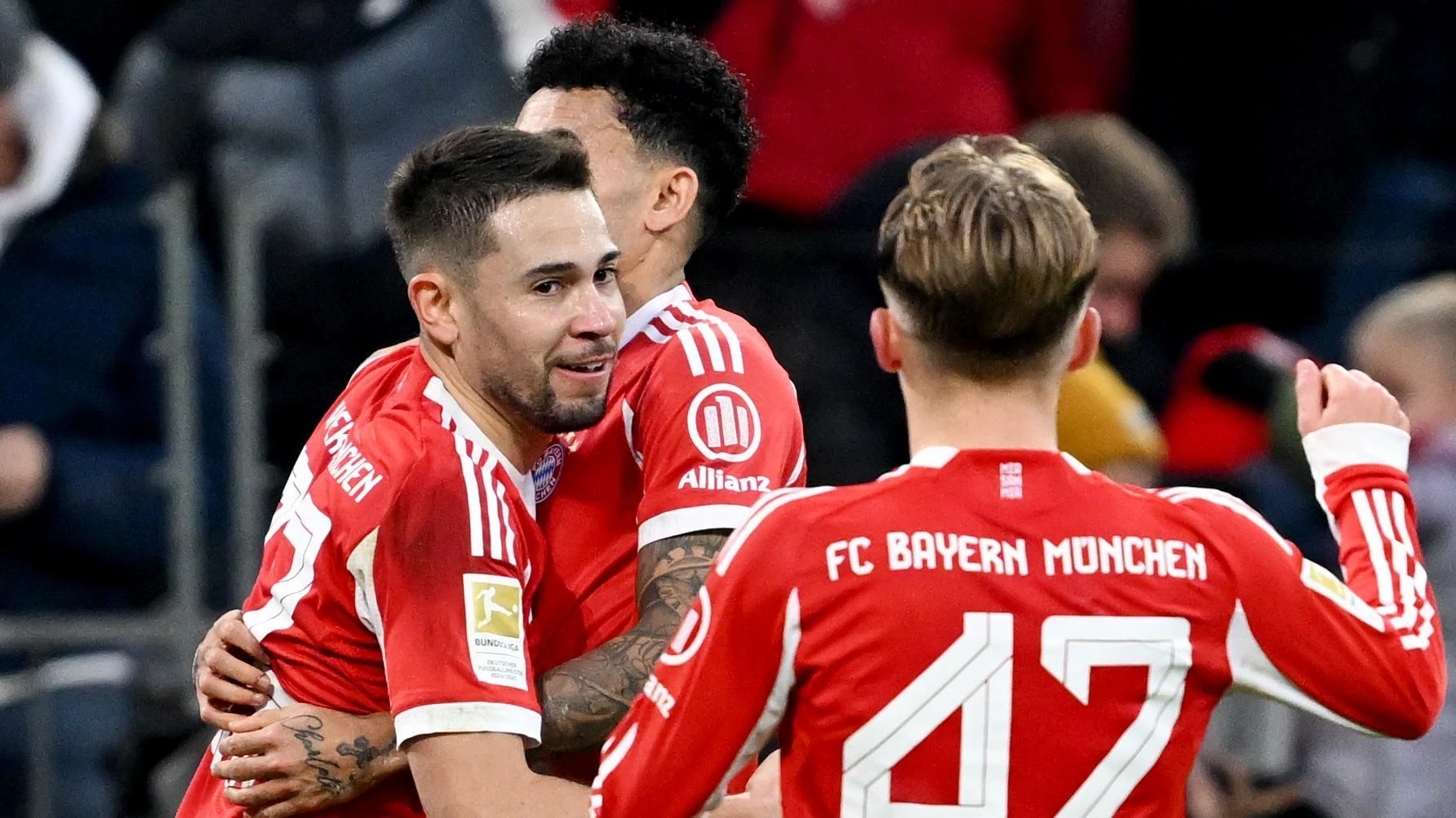 Где смотреть Санкт-Паули - Бавария онлайн бесплатно 11 апреля