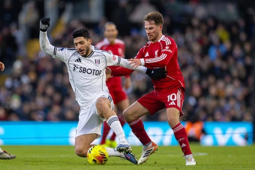 Где смотреть Ливерпуль - Фулхэм онлайн бесплатно 11 апреля